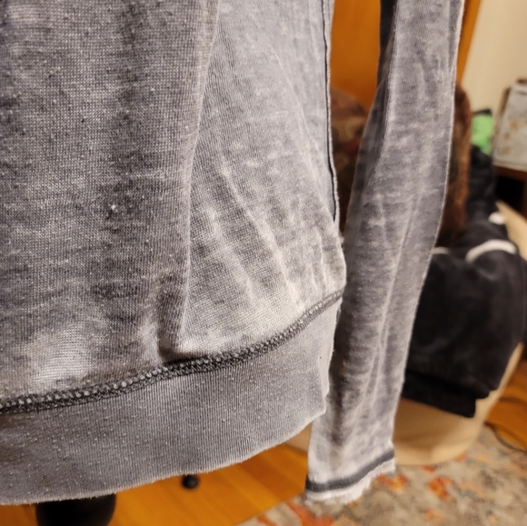 Comfy long Sleeve double layer look Top - Picture 9 of 11